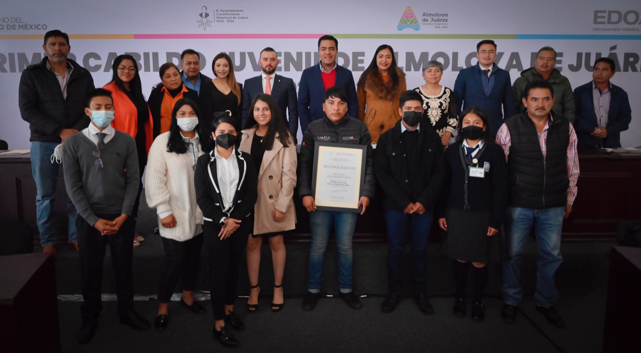 Coordinador de asuntos indígenas de Almoloya de Juárez gana Premio Estatal de la Juventud 2022
